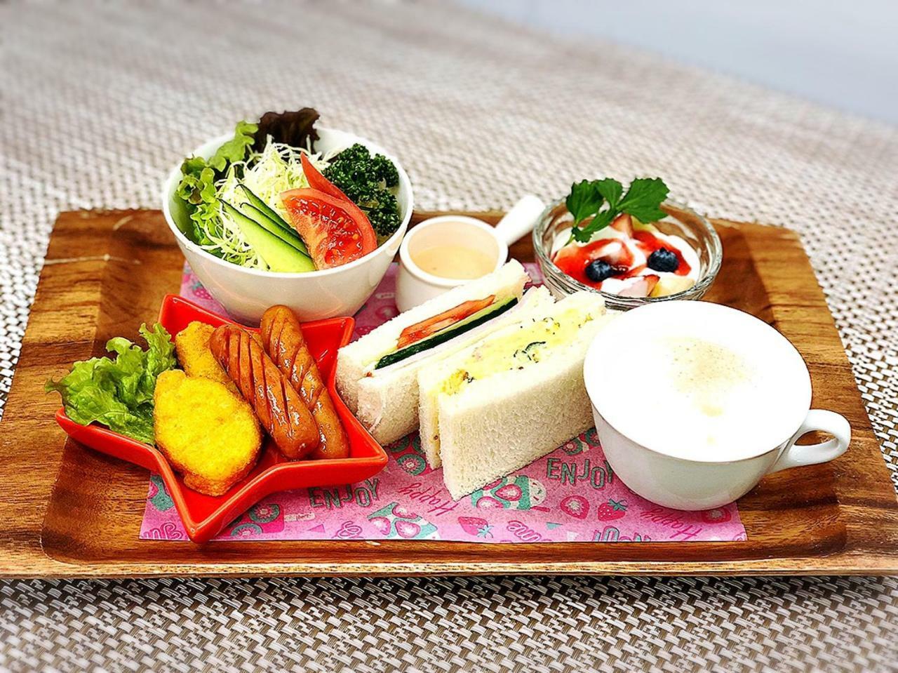 Hotel W-Party-W Group Hotels And Resorts- Kawaguchi  Bagian luar foto