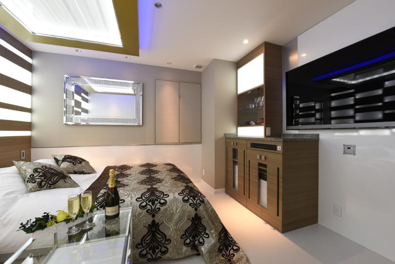 Hotel W-Party-W Group Hotels And Resorts- Kawaguchi  Bagian luar foto
